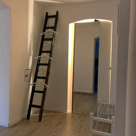 Zu Den Bergen Boardinghouse Apartman